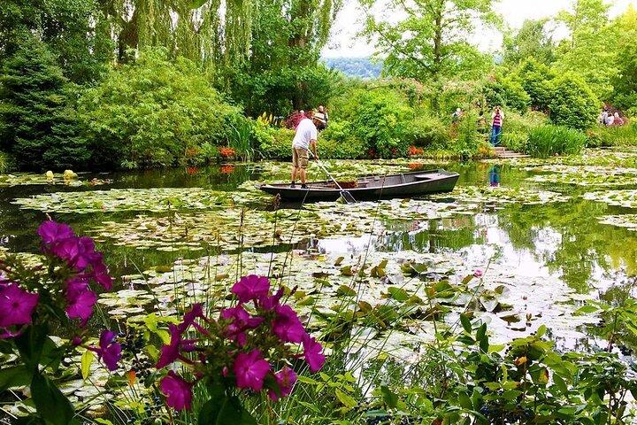 Giverny Private Tour: Monet's House & Garden