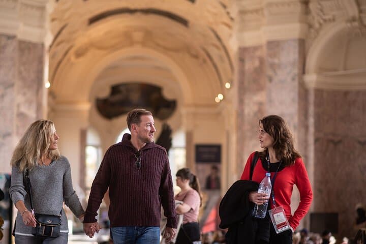 Private night tour at the Louvre