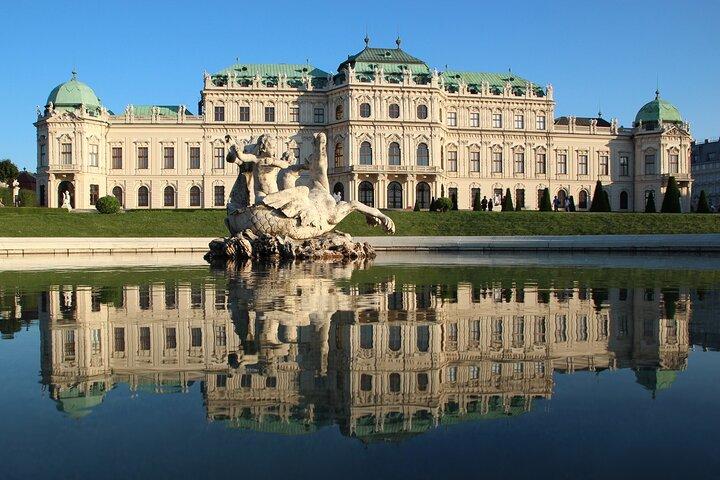 Exciting history tour and discovery of Vienna's secrets
