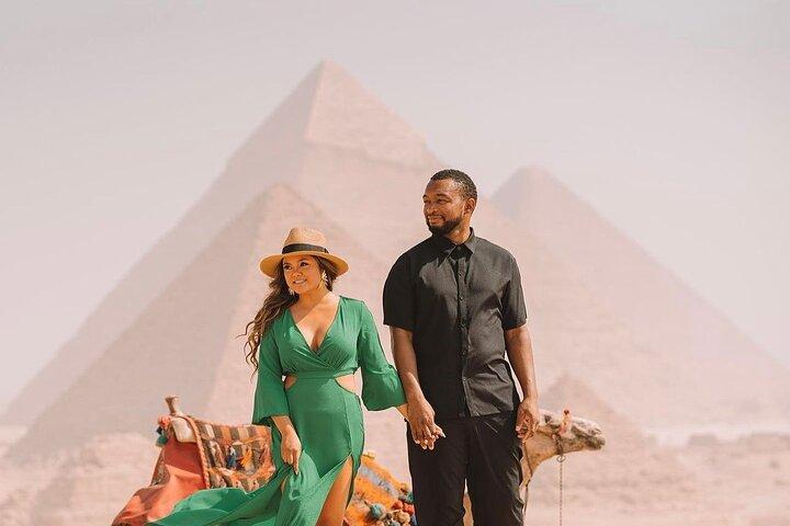 VIP Great Pyramid Tour From Inside & Sphinx & Camel Tour.