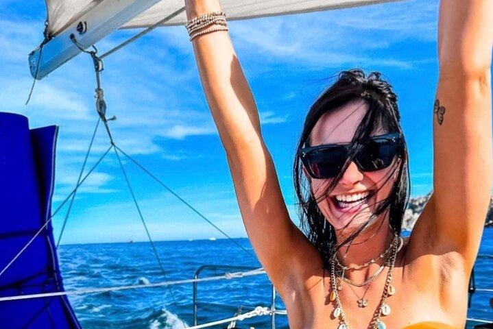 Cabo San Lucas Snorkeling Cruise with Open Bar and Lunch