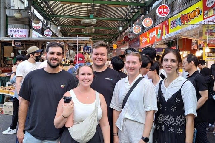 Seoul Gwangjang Market Street Food Walking and Tasting tour