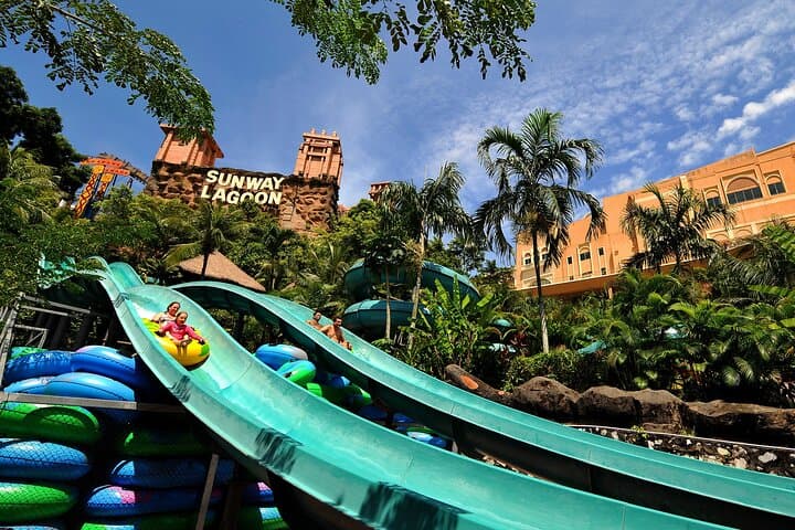 Full Day Trip from Kuala Lumpur to Sunway Lagoon Park