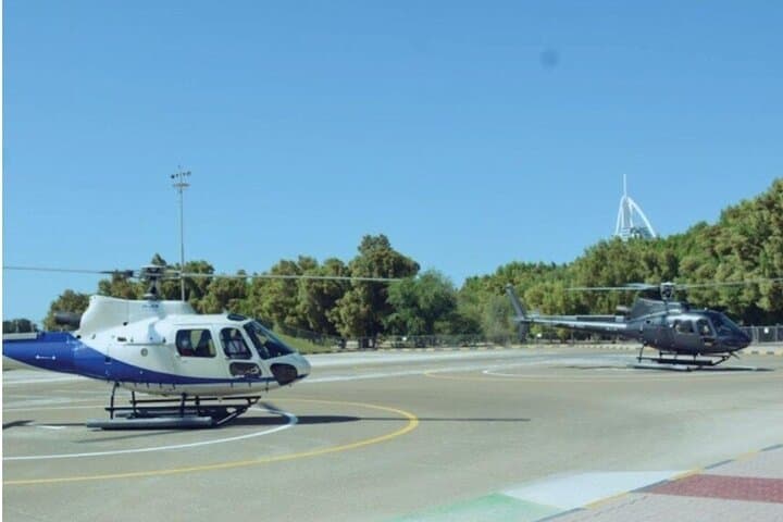 Dubai: Sightseeing from the Sky – Helicopter Tour 17 Minutes