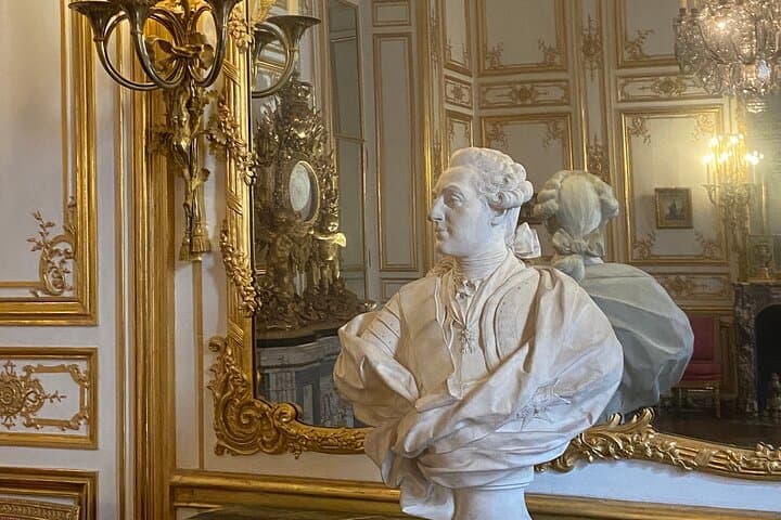 Versailles - Guided Tour in The King's Private Apartments