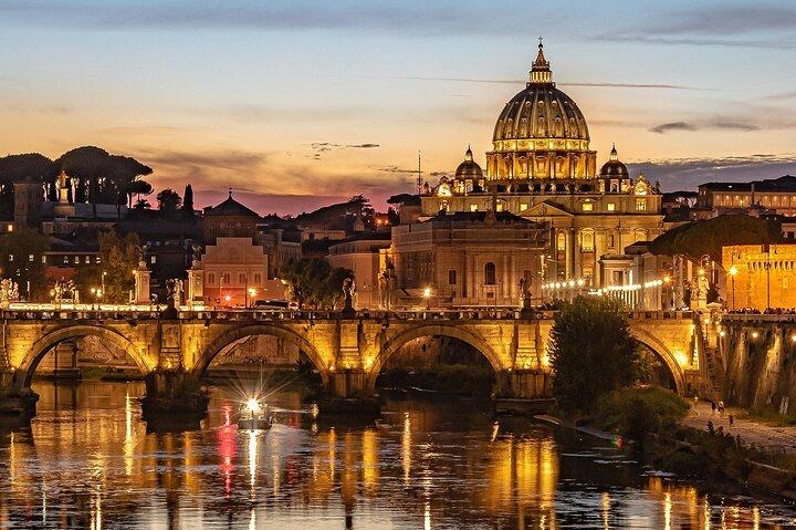 Guided Tour of St. Peter's Basilica + Tombs of the Popes and Caves