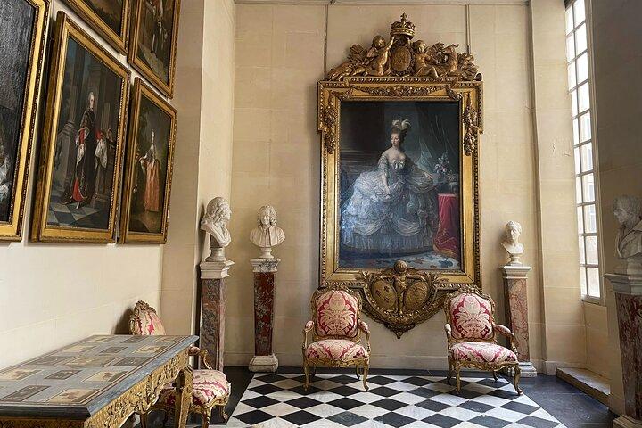 Paris to Versailles Tour: Private Guide & Transport included
