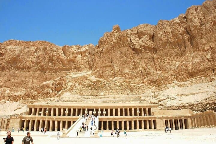 Luxor Private Tour: Valley of Kings, Hatshepsut, and Memnon