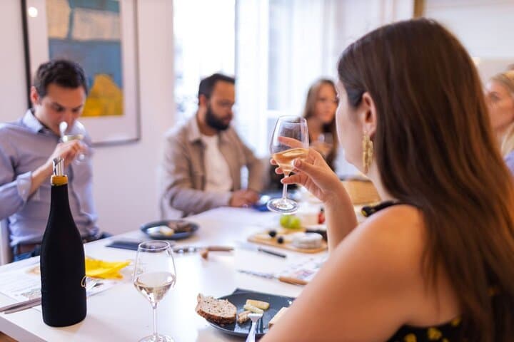 Paris Cheeses and Wines Tour de France with Tasty Games