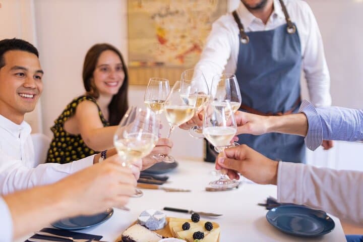 Paris Cheeses and Wines Tour de France with Tasty Games