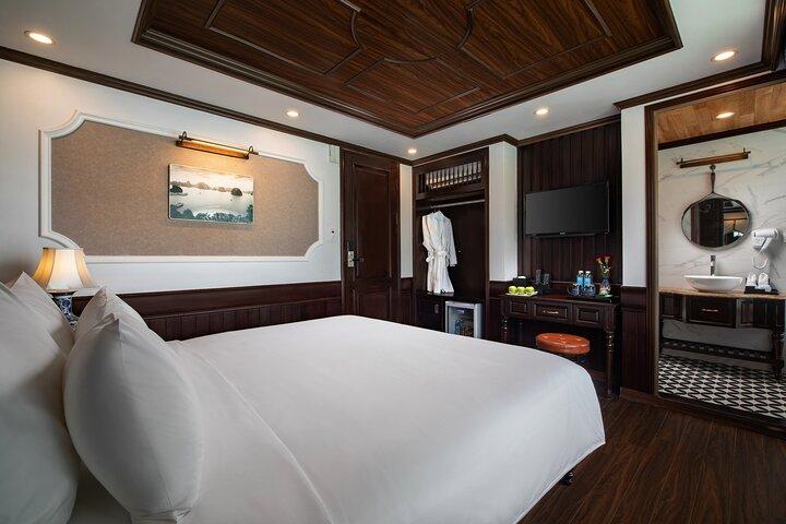 3-Days Lan Ha Bay 5 Star Cruise & Luxury Oceans Balcony Cabins