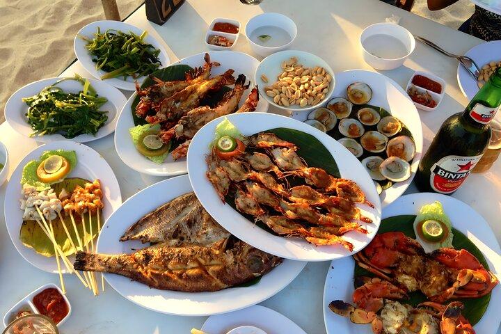 Private Half-Day Tour: Uluwatu Sunset Trip and Dinner Packages
