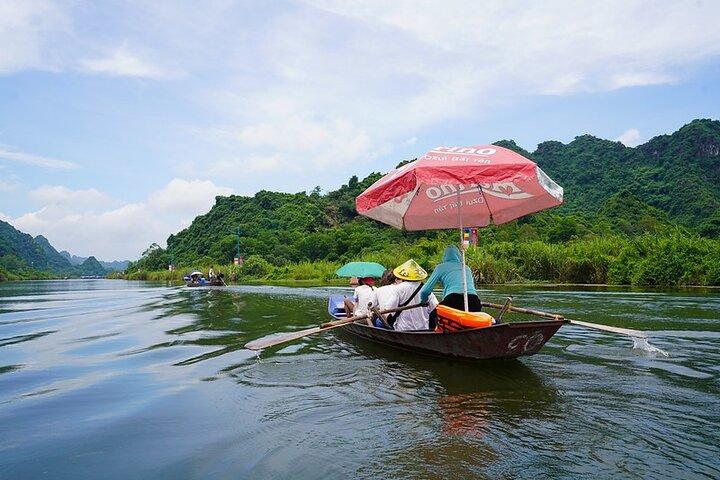 Day-tour to the Perfume Pagoda