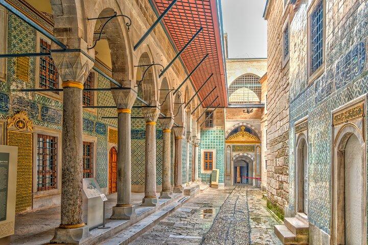 Topkapi Palace and Harem Istanbul Private Guided Tour