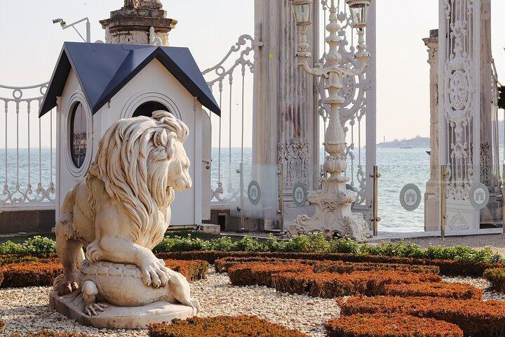 Istanbul Dolmabahçe Palace Private Tour with Transfers