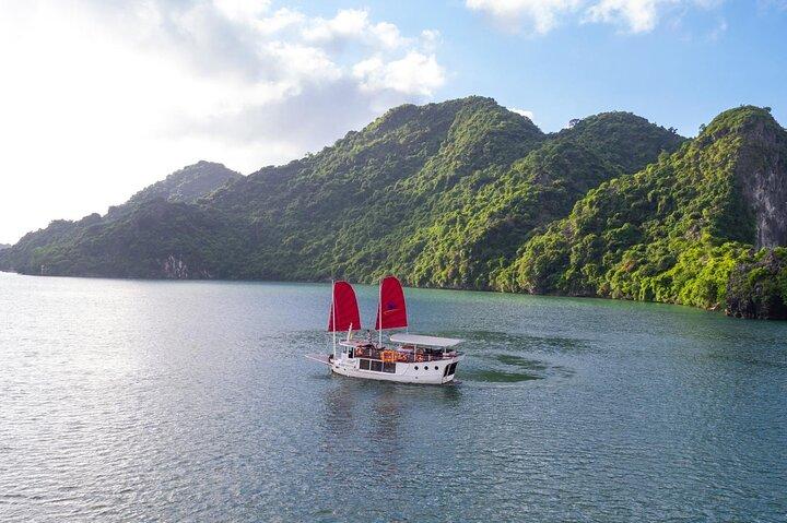 Unique Halong Private Day Cruise - Fishing Village, Kayak