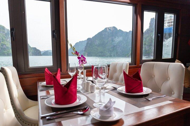 Unique Halong Private Day Cruise - Fishing Village, Kayak