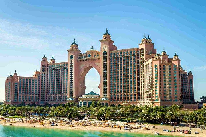 Private Dubai City Tour with Miracle Garden Ticket