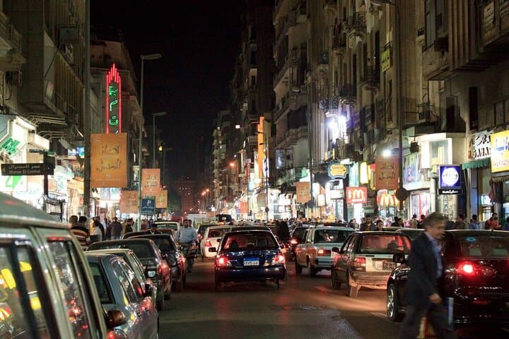 Cairo by night and free walking & eating tours in Cairo