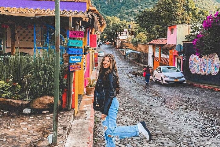 Private Mexico City Tepoztlán Tour: Ancient Ruins & Local Charms
