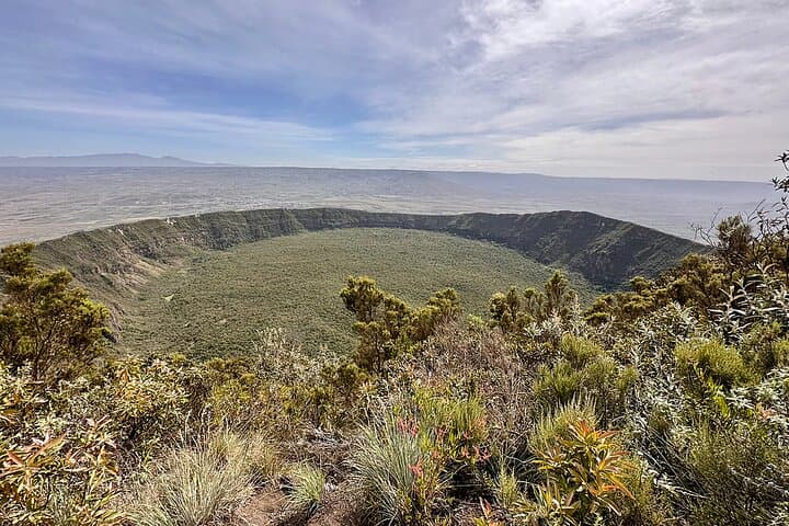 Day tour to mount Longonot Hiking and Trekking Tour from Nairobi