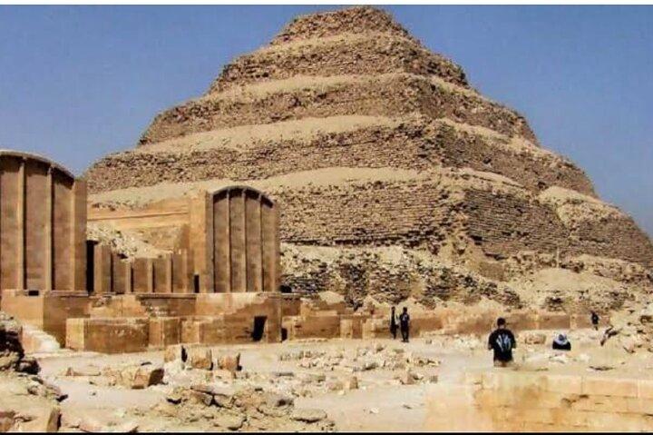 Private Tour to Giza pyramids, Saqqara and Memphis