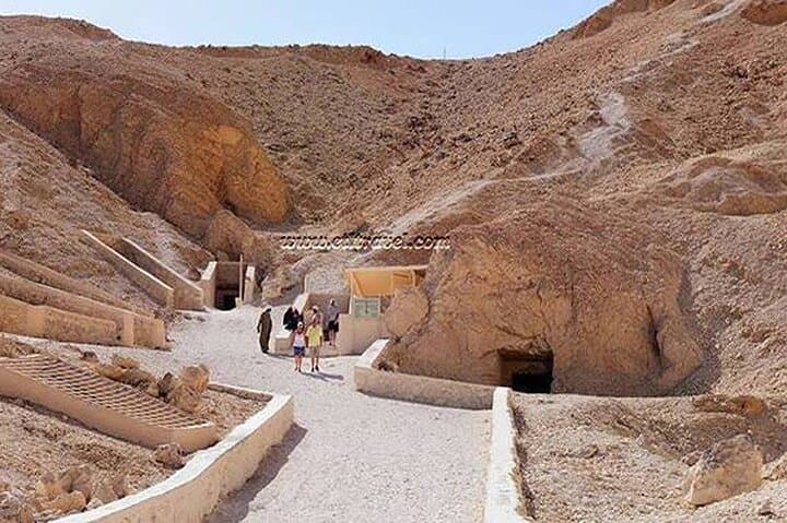 Luxor private full day tour east and west Luxor