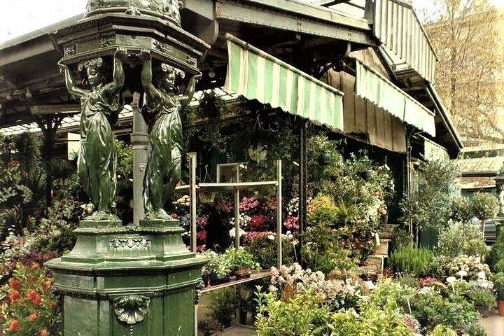 Paris‘ Left Bank: A Self-Guided Audio Tour