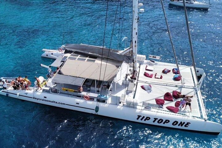 Full-Day Catamaran Cruise with Lunch in Island of Malta