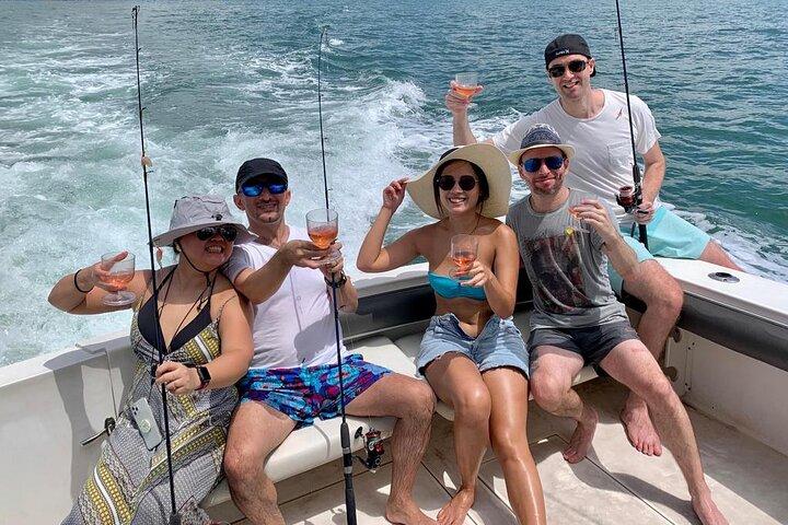 Join-in Yacht Fishing at the Southern Islands of Singapore