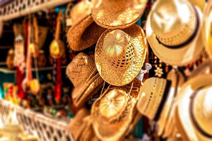 Private Guided Shopping Tour in Luxor
