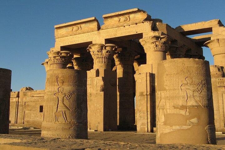 Aswan to Luxor 4-Day Private Nile Cruise Experience