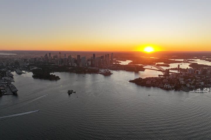 Private Sydney Harbour Twilight Sail with Champagne