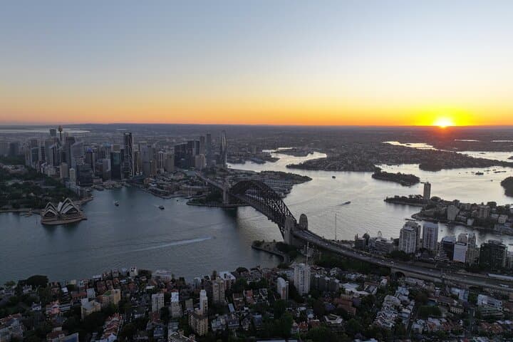 Private Sydney Harbour Twilight Sail with Champagne