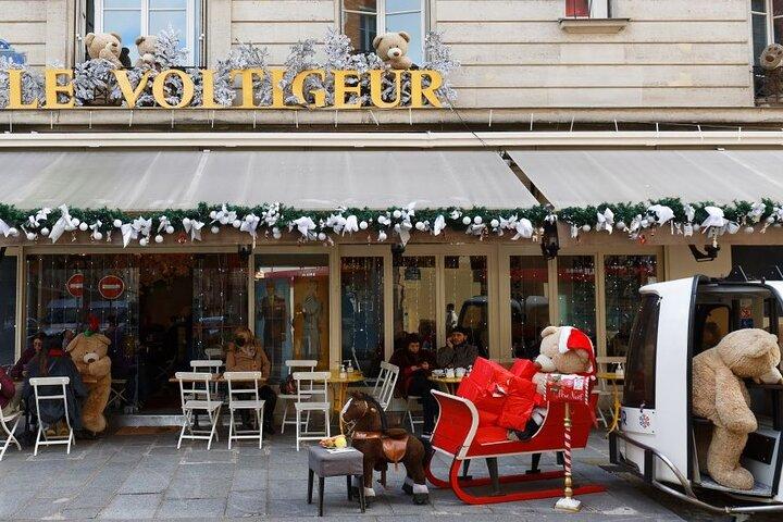 Paris Christmas Tour with a Local Guide: Custom & Private
