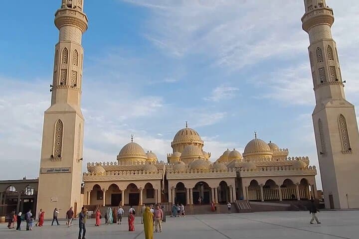shared Transfer : Luxor to Hurghada