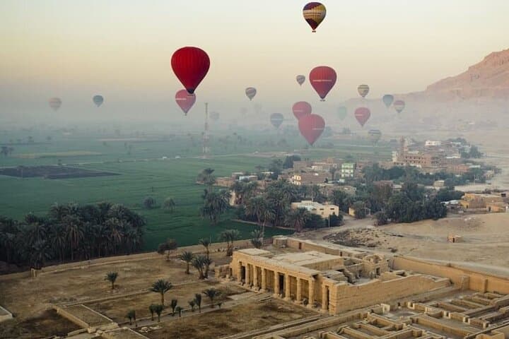 Sunrise Hot Air Balloon Ride Over Ancient Thebes in Luxor