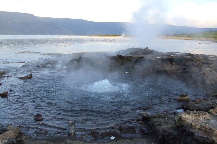 6 Days Lake Bogoria Nakuru Naivasha And Maasai Mara Safari
