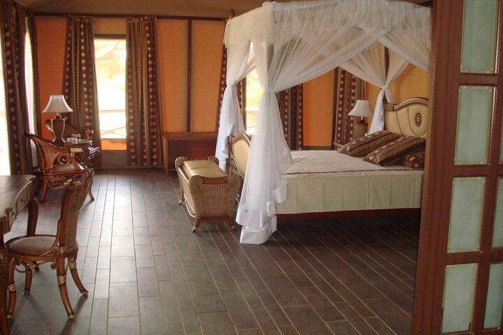3 Days Amboseli National Park-Lodge Safari with Private 4x4 JEEP
