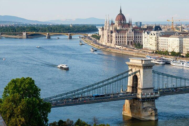 Margaret Island Mystery: Self-Guided Puzzle Quest in Budapest