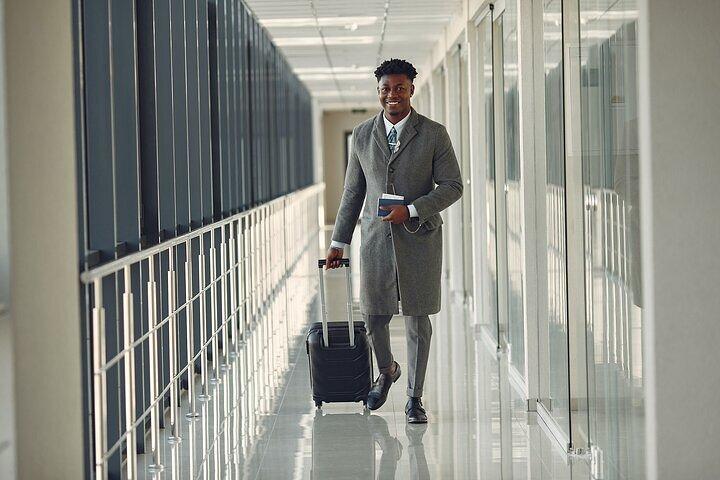 Private Transfer DSS AIBD Airport - Dakar (two directions)