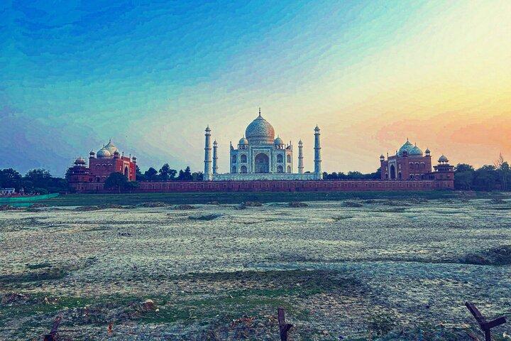 Sunrise to Sunset full day Agra tour with Taj Mahal & 3 Monuments