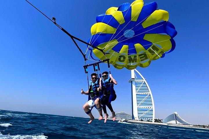 Parasailing in Dubai Burj View - With Transfer Option