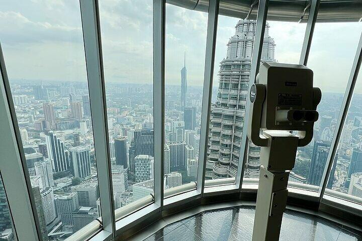 Petronas Twin Towers skybridge tickets (SINGAPORE GUESTS ONLY)