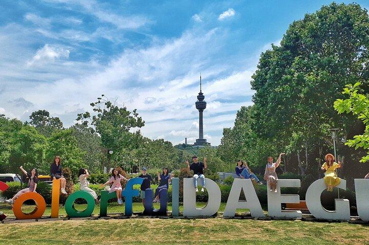 Daegu's Top Attractions on a private tour with a Licensed guide
