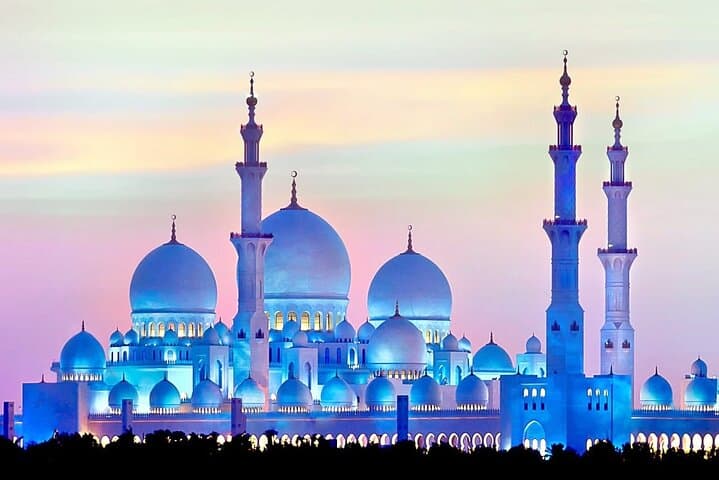 Full-Day Abu Dhabi City Tour with Free Entry Sheikh Zayed Mosque