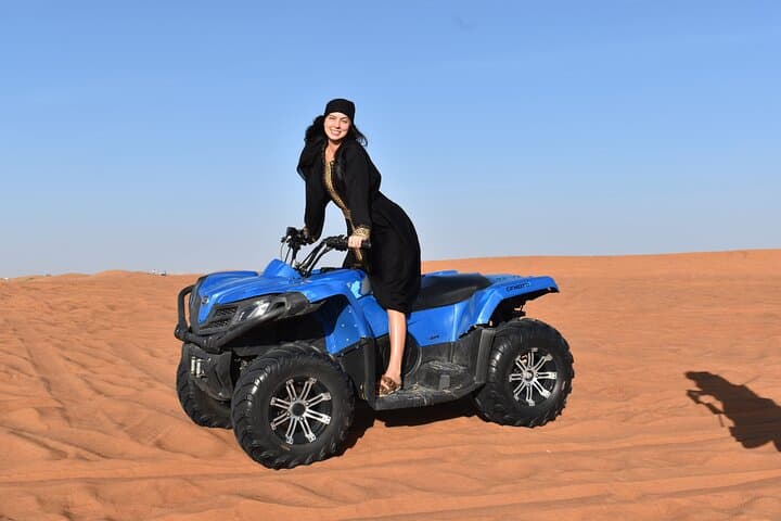 Dubai: Desert Safari, Quad bike and Sand boarding with BBQ Dinner
