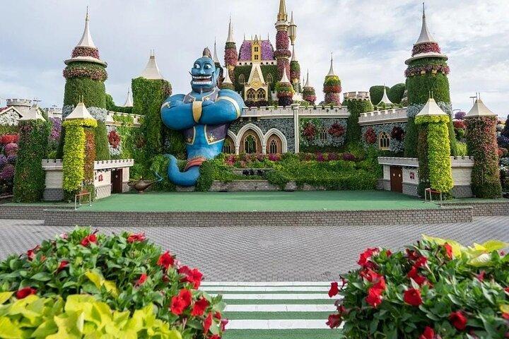 Dubai Miracle Garden Tour with Optional Transportation Services
