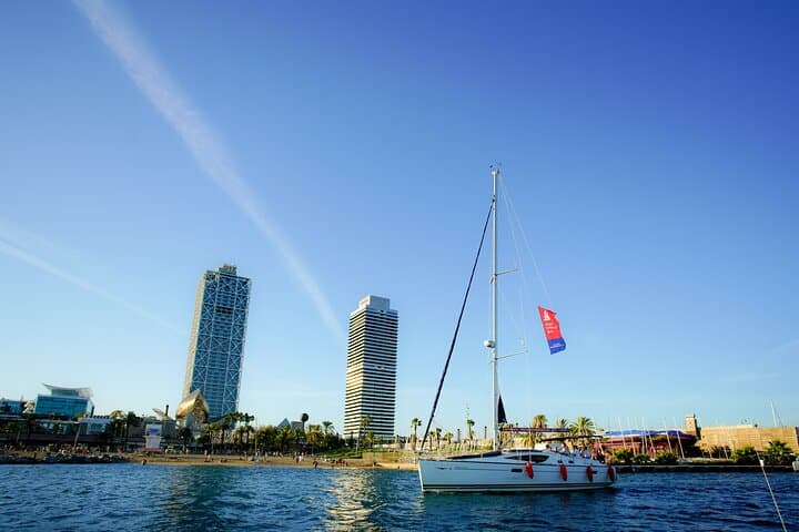 Vermut & Sailing Experience Barcelona with Drinks and Snacks