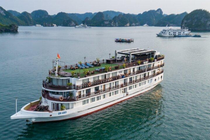 Halong Bay 2 Days 1 Night - AMANDA CRUISE 5-star